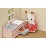 Sylvanian Families Domeček herní set s nábytkem a figurkou králíka plast