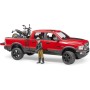 BRUDER 02502 Auto RAM set s motoycklem Scrambler Ducati Desert a figurkou