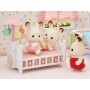 Sylvanian Families postýlka s kolotočem pro trojčata nábytek doplněk k herním sadám