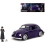 JADA Auto VW Beetle 1972 volný chod set s figurkou Wednesday kov