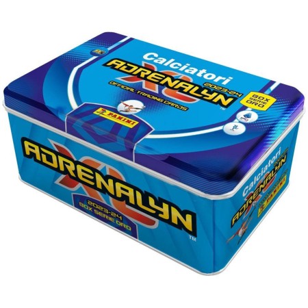 PANINI ITALSKÁ SERIE A 23/24 Sběratelské karty Adrenalyn XL 45ks v plechovce