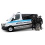 Auto policejní kovová dodávka volný chod městská policie Ostrava