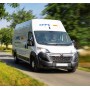 Auto kovová dodávka přepravní společnost PPL zpětný chod