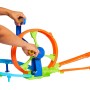 MATTEL HOT WHEELS Řetězový náraz set akční dráha s autíčkem