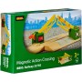 BRIO DŘEVO Železniční přejezd magnetický se závorami doplněk k vláčkodráze