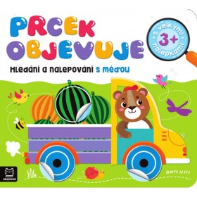 Prcek objevuje Hledání a nalepování samolepky s méďou
